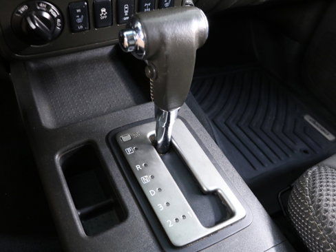 Used 2018 Nissan Frontier PRO-4X image 14