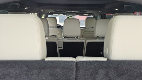 Used 2018 Land Rover Discovery HSE image 21