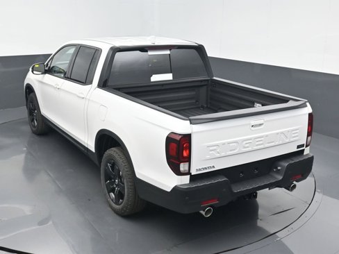New 2025 Honda Ridgeline Black Edition image 18