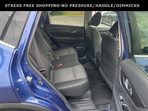 Used 2018 Nissan Rogue SV w/ Premium Package image 32