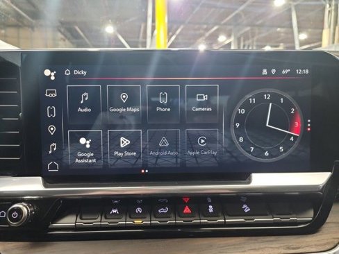 Used 2023 GMC Sierra 1500 SLT w/ SLT Premium Package image 26