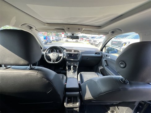 Used 2019 Volkswagen Tiguan SE image 10