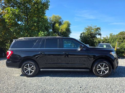 Used 2019 Ford Expedition Max XLT image 4