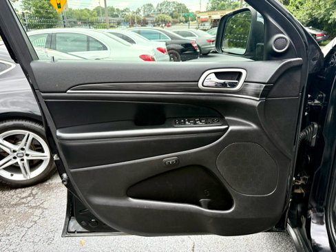 Used 2021 Jeep Grand Cherokee Limited image 11