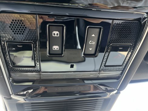 New 2025 Land Rover Range Rover Sport Dynamic SE image 23