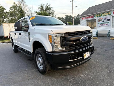 Used 2017 Ford F250 XL w/ Power Equipment Group image 4