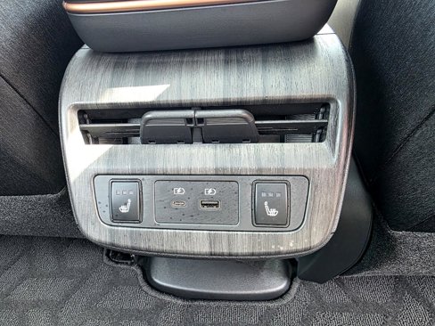 Used 2024 Nissan Ariya AWD image 49