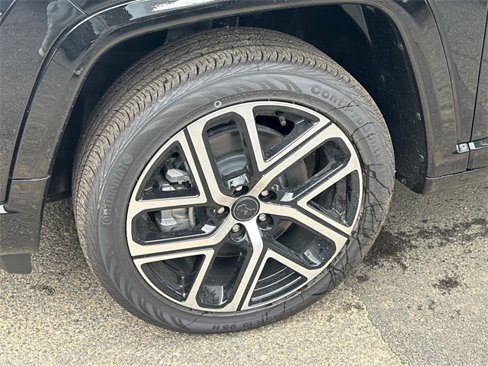 New 2025 Jeep Compass Limited w/ Elite Group image 7