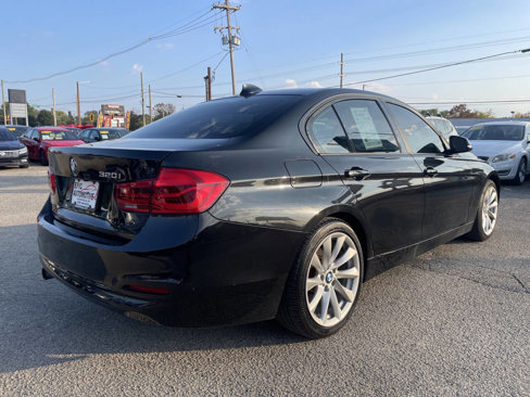 Used 2018 BMW 320i xDrive Sedan image 5