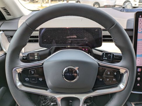New 2025 Volvo EX90 Ultra image 24