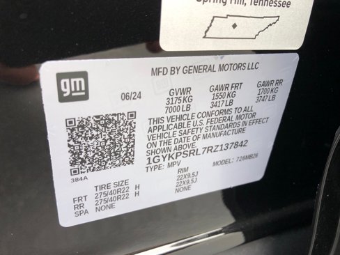 Used 2024 Cadillac Lyriq Luxury w/ LPO, Floor Liner Package image 38
