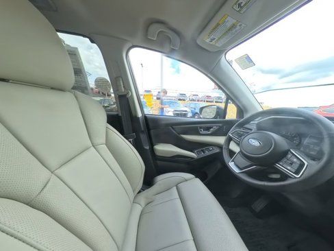 New 2025 Subaru Ascent Limited image 29