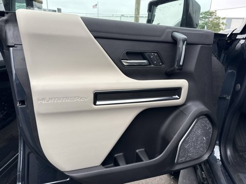 New 2026 GMC Hummer EV SUV image 7
