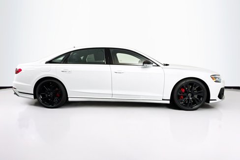 New 2025 Audi S8 image 4