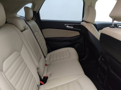Used 2024 Ford Edge SEL image 19
