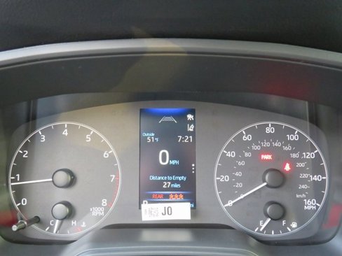 New 2025 Toyota Corolla Cross L image 39
