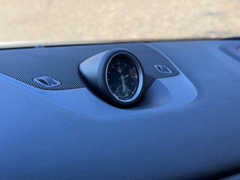 New 2024 Maserati Levante GT Ultima image 18