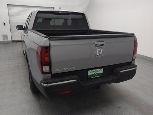 Used 2020 Honda Ridgeline Sport image 6
