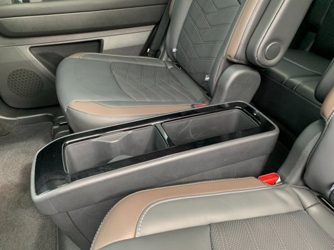 Used 2024 Nissan Pathfinder Platinum image 30