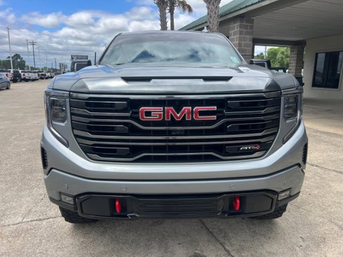 Used 2024 GMC Sierra 1500 AT4 w/ Technology Package image 14