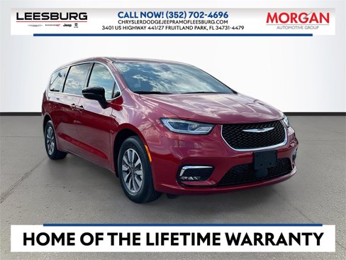 New 2025 Chrysler Pacifica Select image 1