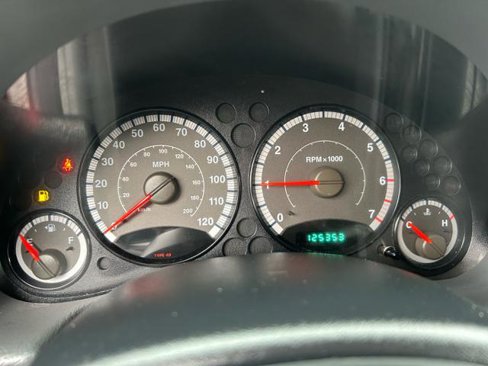 Used 2005 Jeep Liberty Sport image 15