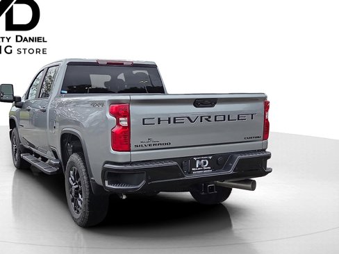 New 2026 Chevrolet Silverado 2500 Custom w/ Custom Value Package image 4