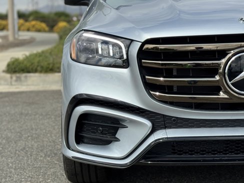New 2026 Mercedes-Benz GLS 450 4MATIC image 7