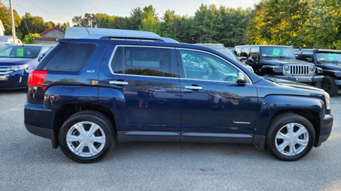 Used 2017 GMC Terrain SLT w/ Open Road Package image 16