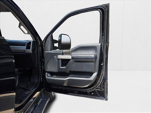 Used 2021 Ford F250 Lariat image 12