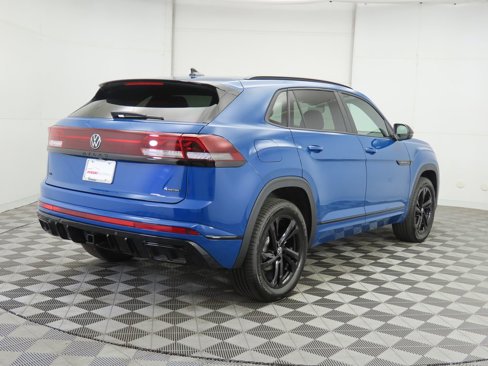 New 2026 Volkswagen Atlas Cross Sport SEL R-Line image 5