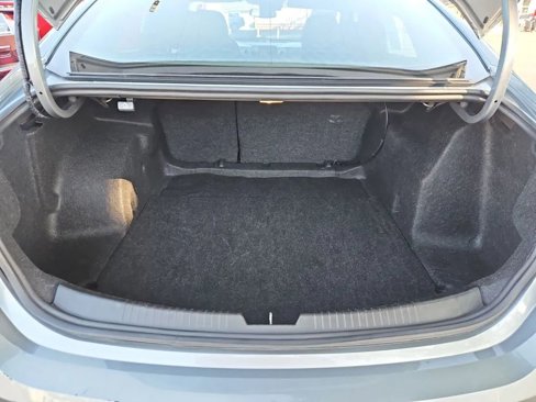 Used 2023 Chevrolet Malibu LT image 16