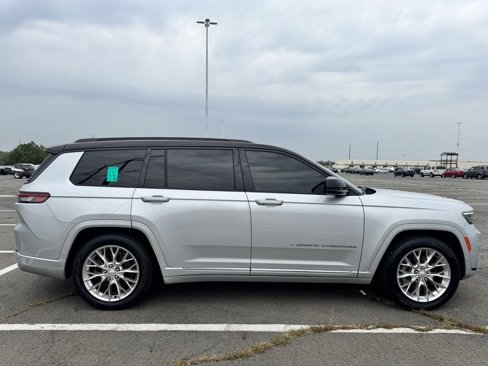 Used 2021 Jeep Grand Cherokee L Summit w/ Luxury Tech Group V image 5