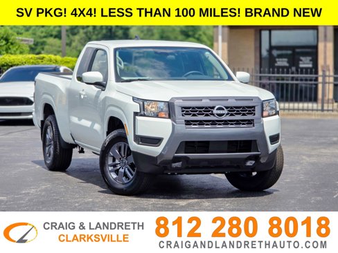 Used 2025 Nissan Frontier SV image 1