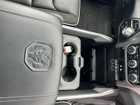Used 2023 RAM 1500 Laramie image 11