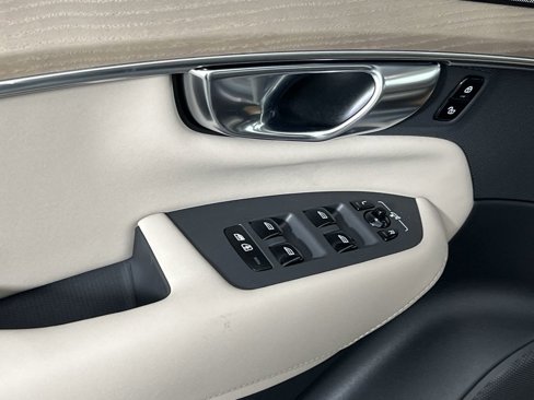 New 2026 Volvo XC90 T8 Plus image 15
