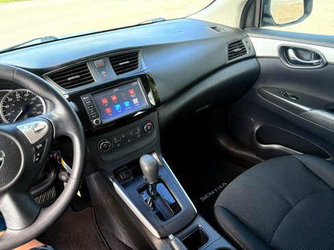 Used 2019 Nissan Sentra S image 27