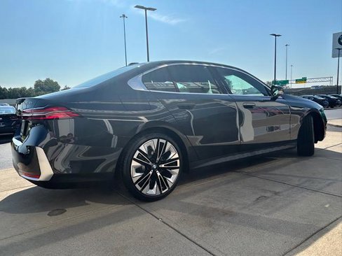 Certified 2024 BMW 530i xDrive image 11