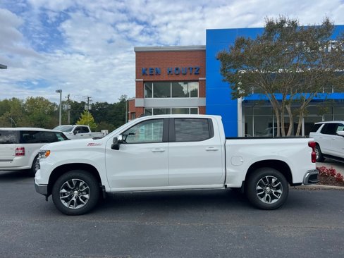 New 2026 Chevrolet Silverado 1500 LT image 2