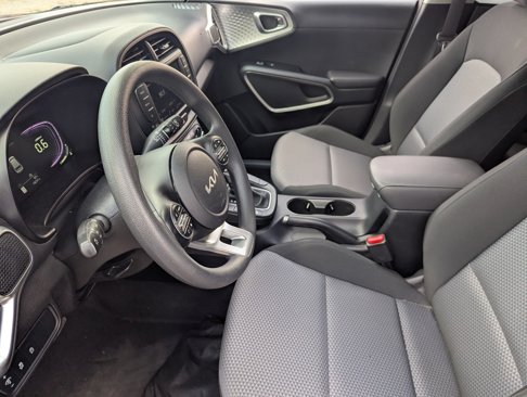 Certified 2023 Kia Soul LX image 20