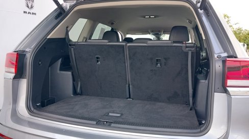 Used 2025 Volkswagen Atlas SE image 9