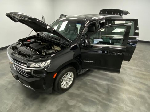Used 2021 Chevrolet Suburban LT image 47