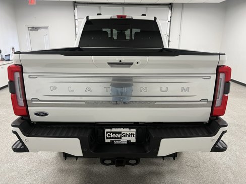Used 2024 Ford F350 Platinum w/ Tremor Off-Road Package image 11