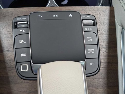 New 2026 Mercedes-Benz GLS 580 4MATIC image 29