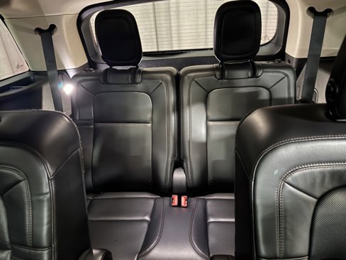 Used 2020 Lincoln Aviator Reserve w/ Equipment Group 201A image 32