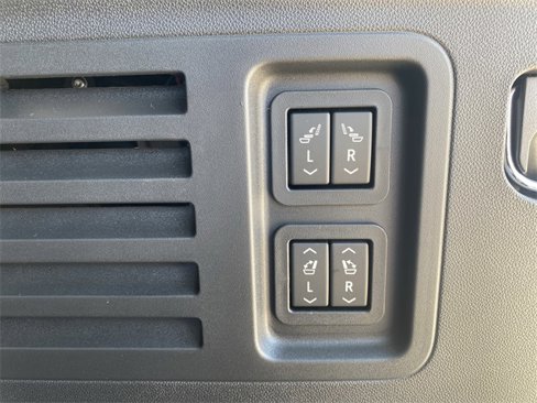 New 2026 Chevrolet Traverse High Country w/ LPO, Floor Liner Package image 27