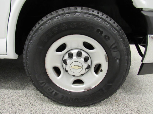 Used 2020 Chevrolet Express 2500 w/ Driver Convenience Package image 15