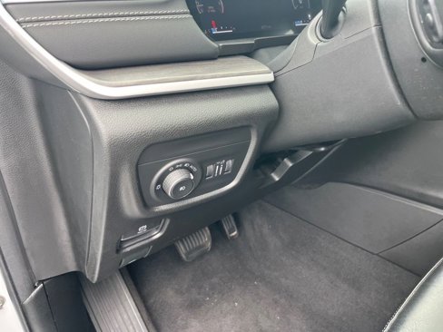 Used 2022 Jeep Grand Cherokee L Limited image 20