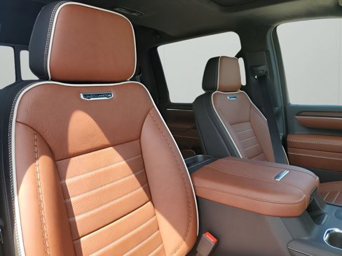 New 2026 GMC Sierra 2500 Denali Ultimate image 15