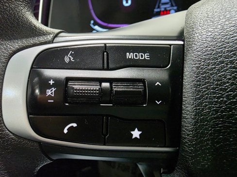 Used 2023 Kia Sportage LX image 5